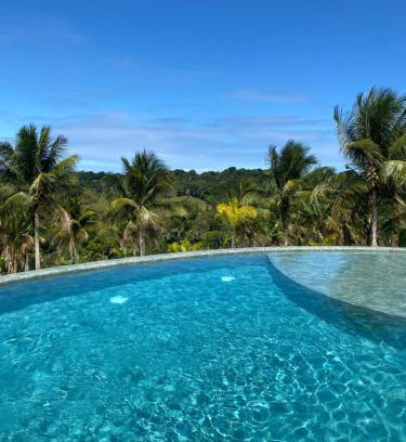 Itacare Bed & Breakfast | Exceptional Oceanfront Room at La Maison Loosaï