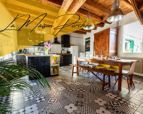 Thiers House | Pet-Friendly Retreat: La Maison Perchée with 9.5/10 Rating