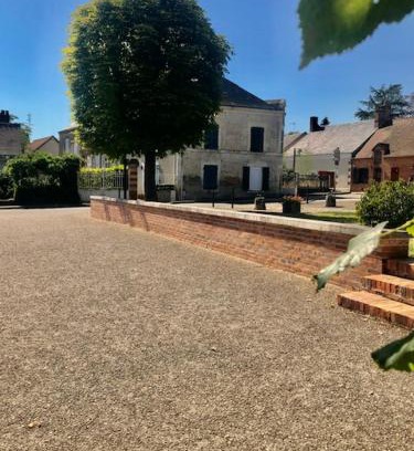 Crouy-sur-Cosson House | Discover La Maisonnée de Chambord: Pet-Friendly Retreat