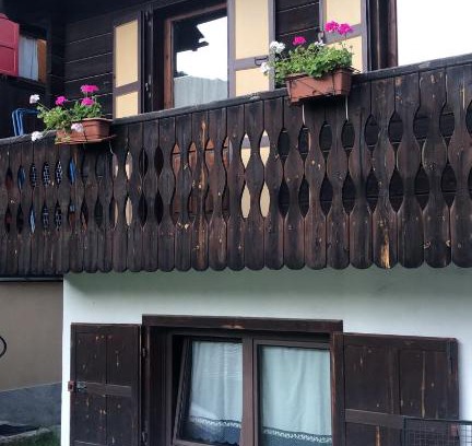 Champoluc Ski Chalet | Discover La Majonetta: Family and Pet-Friendly Retreat