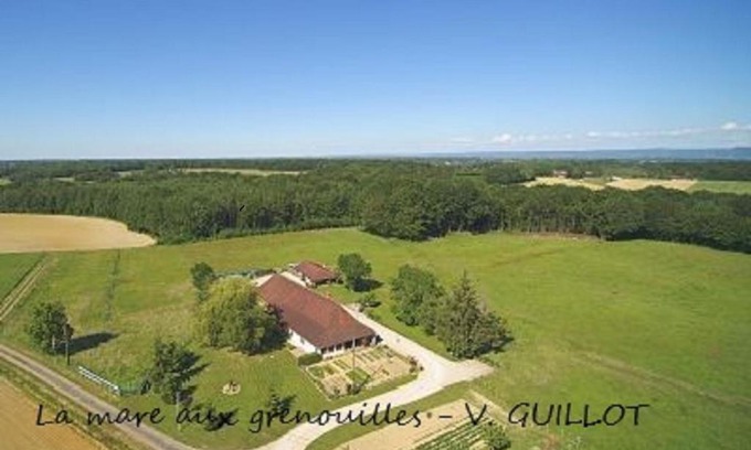 Bruailles Bed & Breakfast | Discover La Mare Aux Grenouilles - Rated 9.2/10 Stay