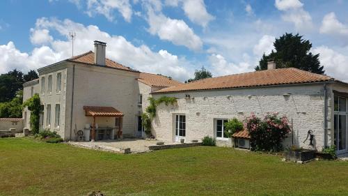 Marsais House | Discover Oceanfront Comfort at La Marsaisienne Hotel
