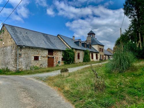Courcite House | La Meltiere a Beautiful 2-Bed Cottage in Courcite