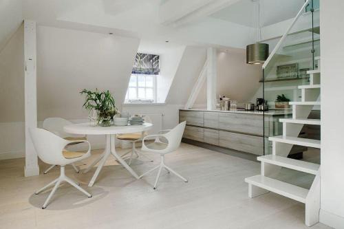 Westerland Apartment | Ideal Family Getaway at La-Mer-5 with Perfect Reviews