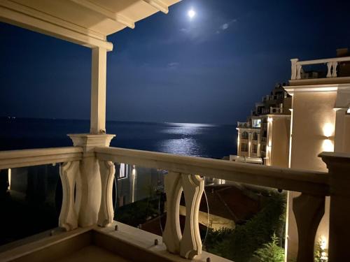 Primorski Apartment | Beachfront Bliss at La Mer, Apartment Fortuna Awaits