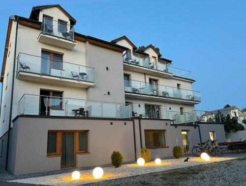 Wladyslawowo House | Relax at La Mer Pokoje i Apartamenty with Ocean Views