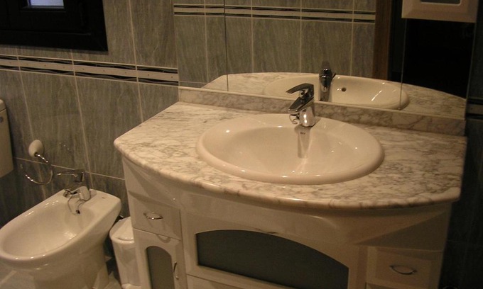 Carabano Apartment | Experience La Mina de Viñon: Pet-Friendly Retreats Await