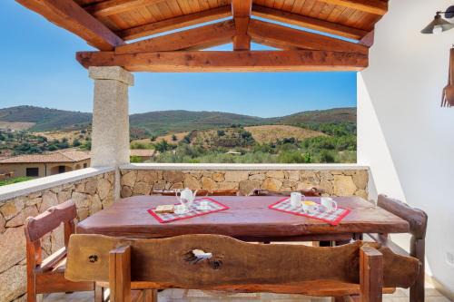 Schifoni House | Discover La Minda: Pet-Friendly 4-Star Family Retreat