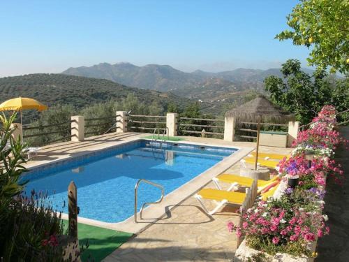 Riogordo Villa | La Molina Del Olivar - Escape to a Tranquil Oceanfront Haven