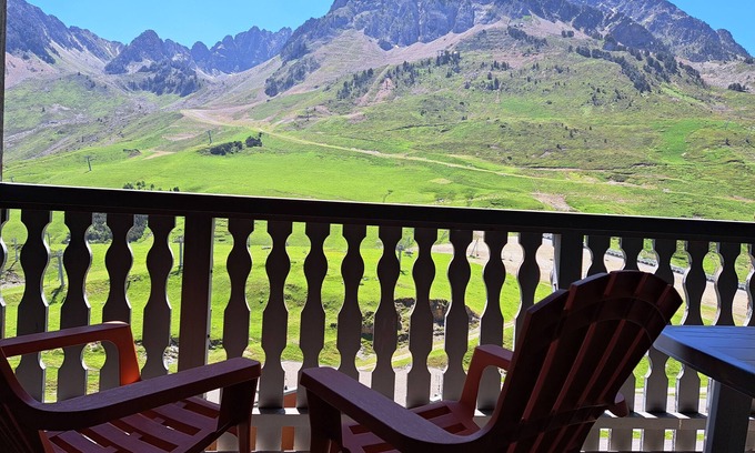 La Mongie Apartment | La Mongie Duplex T3 with Pool, Spa & Perfect 10 Rating