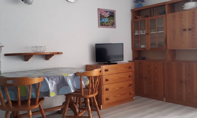 La Mongie Apartment | Cozy Summer Studio with Tourmalet Views & Spa Amenities