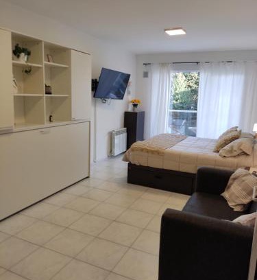 Centro Apartment | Guest Rated 10/10 at La Morada Bariloche with Breakfast