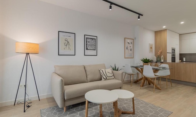 Ciudad Jardin Apartment | Family-Friendly Stay at La Morada Cordobesa - Rated 9.2/10