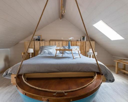 Froidchapelle House | Enjoy Breakfast and Accessibility at La Mouette Rieuse
