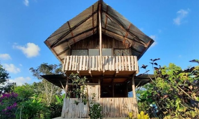 Palma Cabin | Discover La Muñequita Lodge: Family-Friendly Spa Retreat