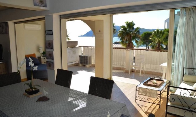 Les Sablettes Apartment | Oceanview Apartment: Rated 10/10 with Family-Friendly Perks