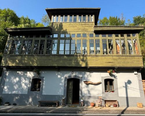 Barzana House | Discover La Naranxa: Rated 9.1, Perfect for Families & Pets