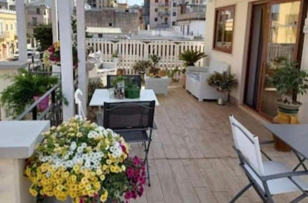 Toritto Bed & Breakfast | Experience La Neviera: Top-Rated Hotel with Hot Tub & Breakfast
