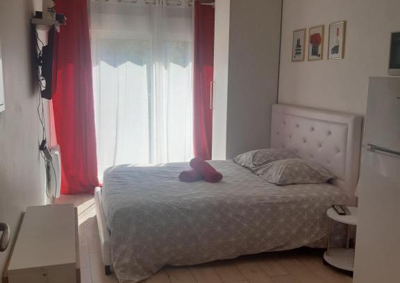 14th Arrondissement House | Budget-Friendly Stay at LA nuit étoilée with Family Amenities