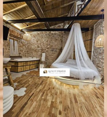 Norma Apartment | Experience La Nuit d'Amélie: Top-Rated Hotel with Hot Tub