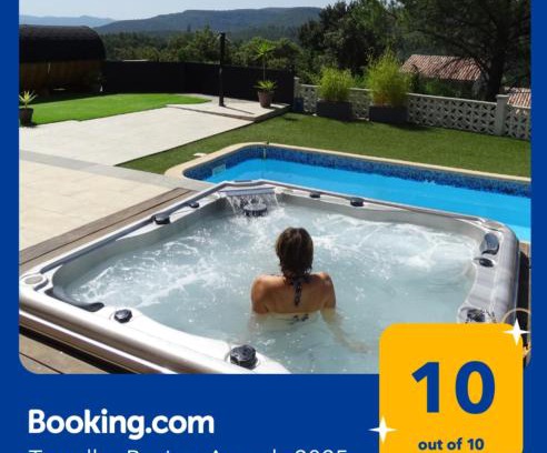 Sainte-Anastasie-sur-Issole Villa | Indulge in La Pépite d'Amour: Spa, Pool & Ocean Views