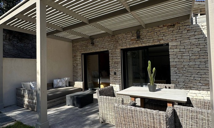 Bonifacio Apartment | Oceanfront Comfort at La Palmeraie - Bonifacio