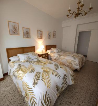 Cenicero Apartment | La Panaderia: Family-Friendly Stay with Outdoor Terrace