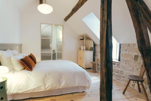 Bourron-Marlotte Bed & Breakfast | Pet-Friendly Retreat: La Papote with 9.8/10 Guest Rating