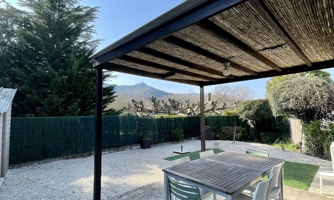 Vallon-Pont-d'Arc House | Inviting La Pausa Cottage with River Views and Great Amenities