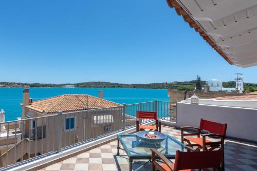 Porto Heli Apartment | Beautiful Oceanfront Retreat at La Pausa - Rated 8.9/10