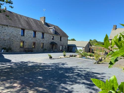 Saint-Sauveur-Lendelin Bed & Breakfast | Discover Family-Friendly Comfort at La Pautière Hotel