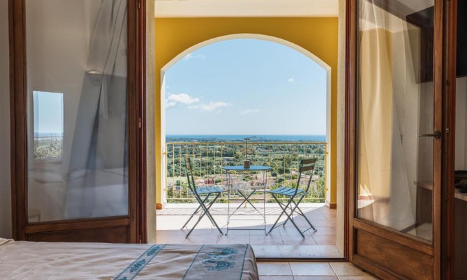 Is Molas Apartment | Family-Friendly Getaway at La Pavoncella Pula - Rated 9.1