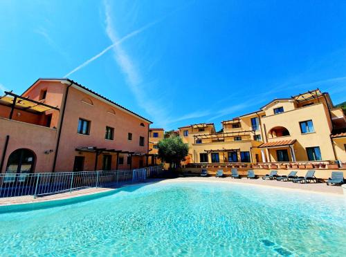 Cavo Apartment | Discover La Pergola al Cavo: Pet-Friendly & Pool Access