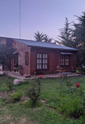 Cacheuta Ski Chalet | Family-Friendly Stays at La Perla with Pool Access