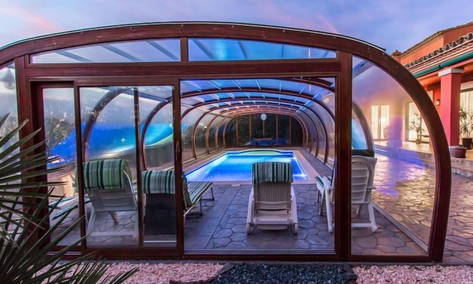 Perelada House | Experience La Perla: Oceanfront Bliss with Private Pool