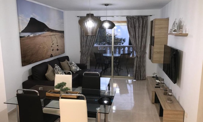 El Medano Apartment | Oceanfront La Perla Medano 1: Rated 9.7/10 by Guests