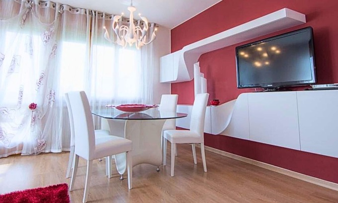 Cappella Maggiore Apartment | Experience Comfort at La Perla Nel Borgo with Breakfast & More