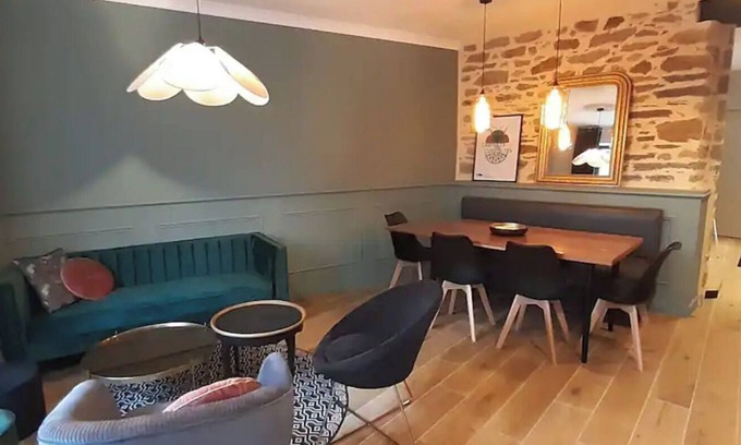 Landerneau House | Discover La Petite Bélérit: Spa & Family-Friendly Retreat
