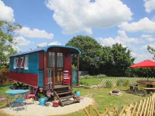Sancoins House | La Petite Fadette