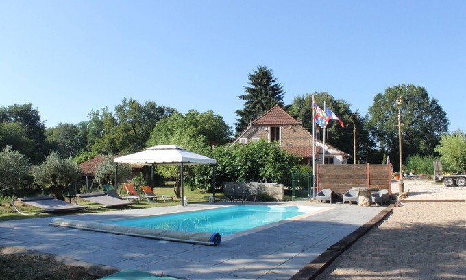 Saint-Germain-du-Bois House | Exceptional Ocean View at La Petite Ferme du Marais