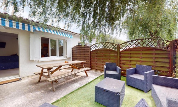 Saint-Hilaire-de-Riez Apartment | Discover La Petite Maison de la Roseraie with Pool Access