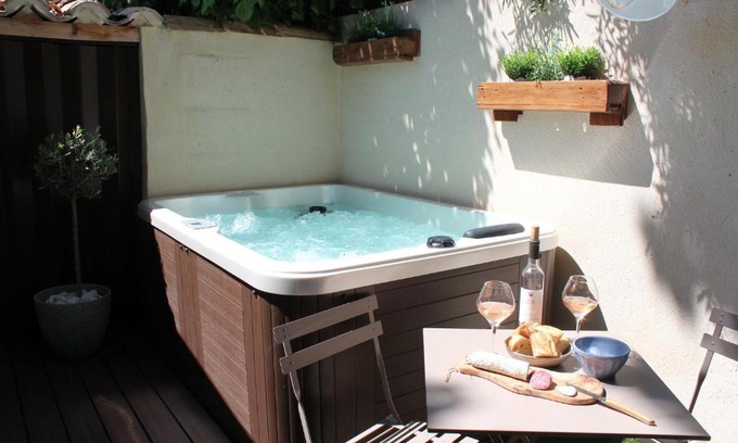 Maussane House | Book Your Stay at La Petite Maison de Maussane - Rated 9.6!
