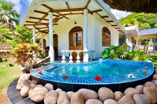 Anse Bois de Rose Hotel | Oceanfront Retreat at La Petite Maison and Sea Splash