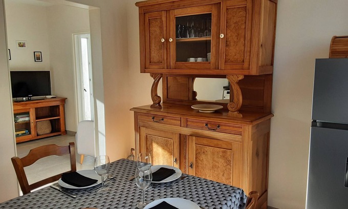 Loudun House | Pet-Friendly La Petite Maison de Niré with Private Terrace