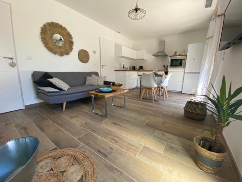 Sisteron House | Family-Friendly Maison T3 Near City Center, Rated 9.6/10