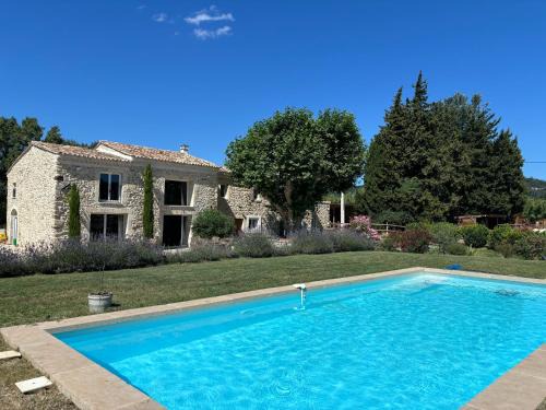 Clansayes House | Beautiful Oceanfront Getaway at La Petite Plaine, 4-Star Stay