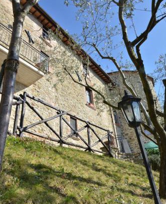 Monte Petriolo Apartment | Pet-Friendly La Petronilla Appartamenti with Top Reviews