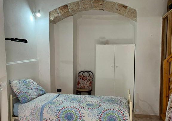 Aradeo House | Budget-Friendly Stay at La Piazza - Great Value Experience