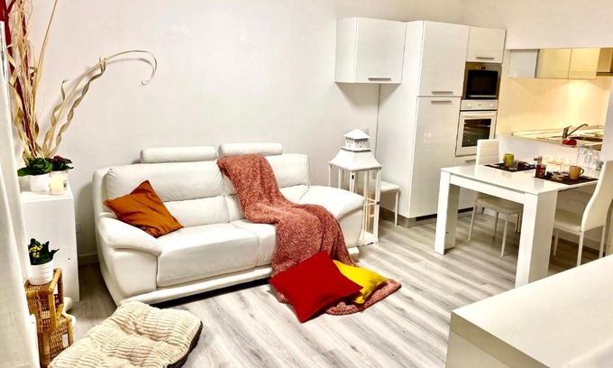 Comacchio Apartment | Cozy Getaway at LA PIAZZETTA with Ocean Views & Dining