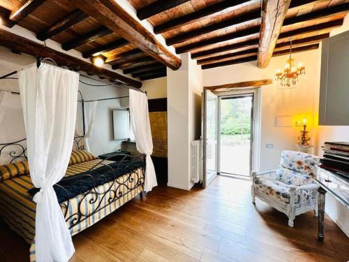 Badiola Apartment | La Piccola Fattoria: Rated 10/10 with Pool & Ocean Views